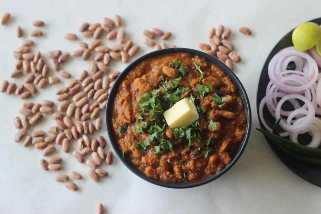 Gas Forming Foods: Complete List of Foods That Cause Gas and Bloating. Dietician in Mumbai
